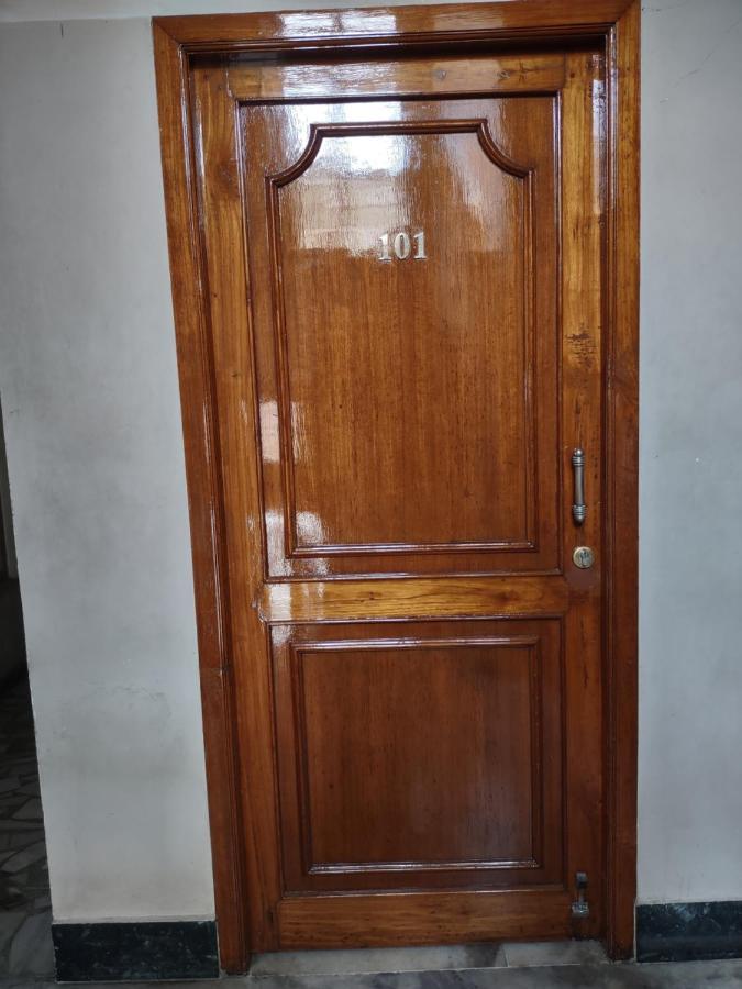 Krishna Lodge Tiruchirappalli Екстер'єр фото