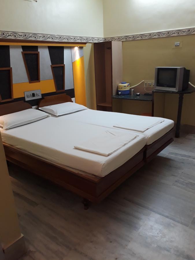 Krishna Lodge Tiruchirappalli Екстер'єр фото