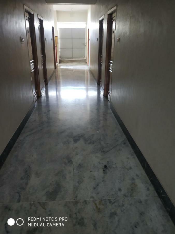Krishna Lodge Tiruchirappalli Екстер'єр фото